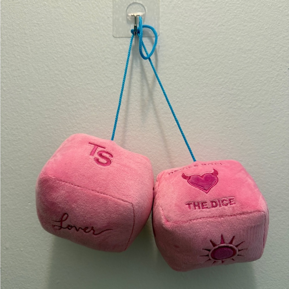 Taylor Swift Lover Dice Merch - Picture 3 of 7